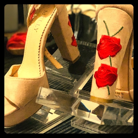 Shoes - Rose platforms